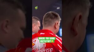 WHERE YOU GOING KRZYSZTOF?! 🤣 | 2025/26 Paddy Power World Darts Championship