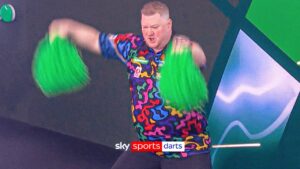 Ricky Evans ICONIC walk-on with pom-poms!